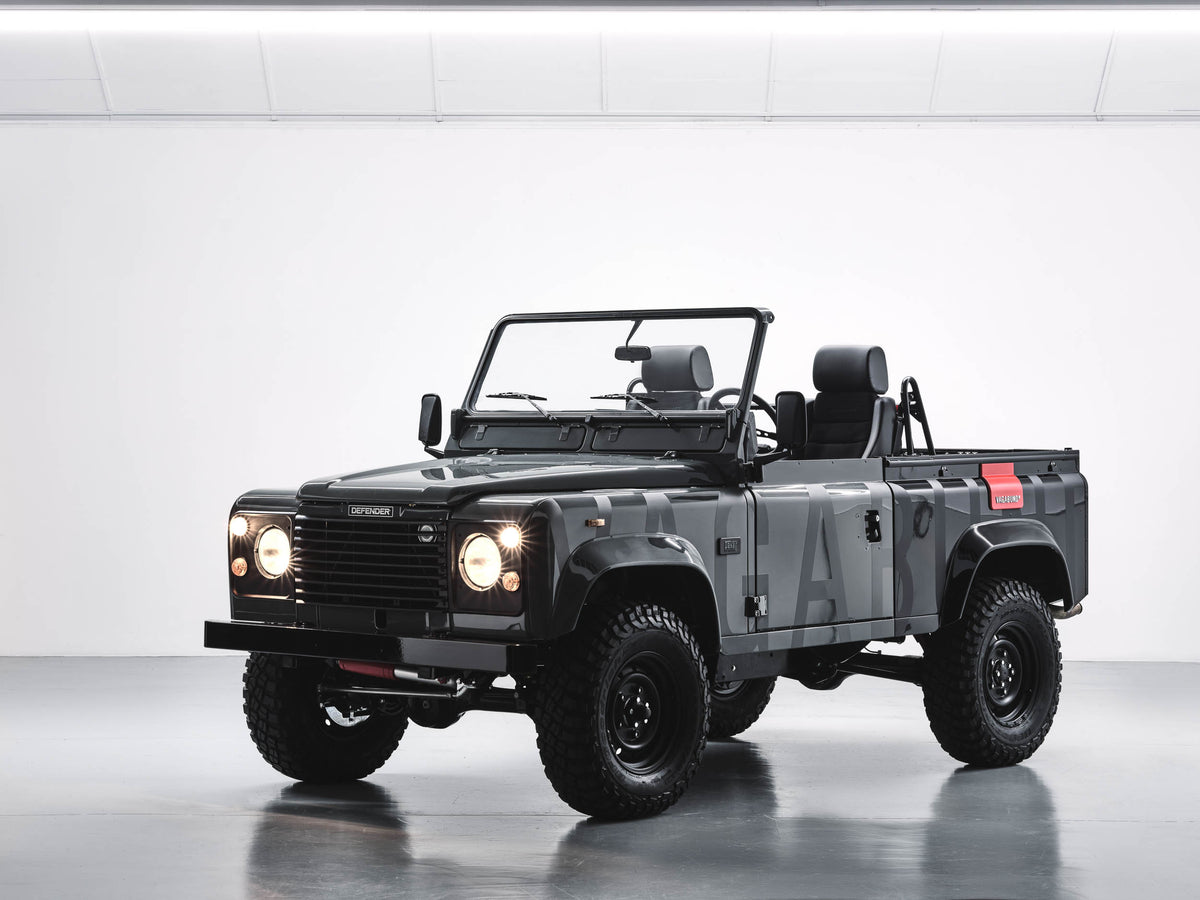 bespoke defender – Vagabund Moto